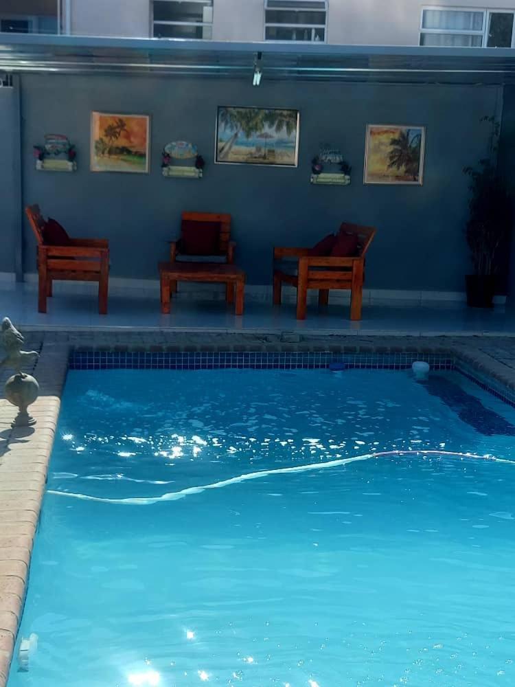 Eagles Fountain Self Catering Apartment Gaborone Luaran gambar